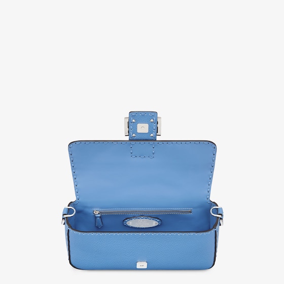 Baguette Medium 612 Hand-Sewn Topstitches - Image 4